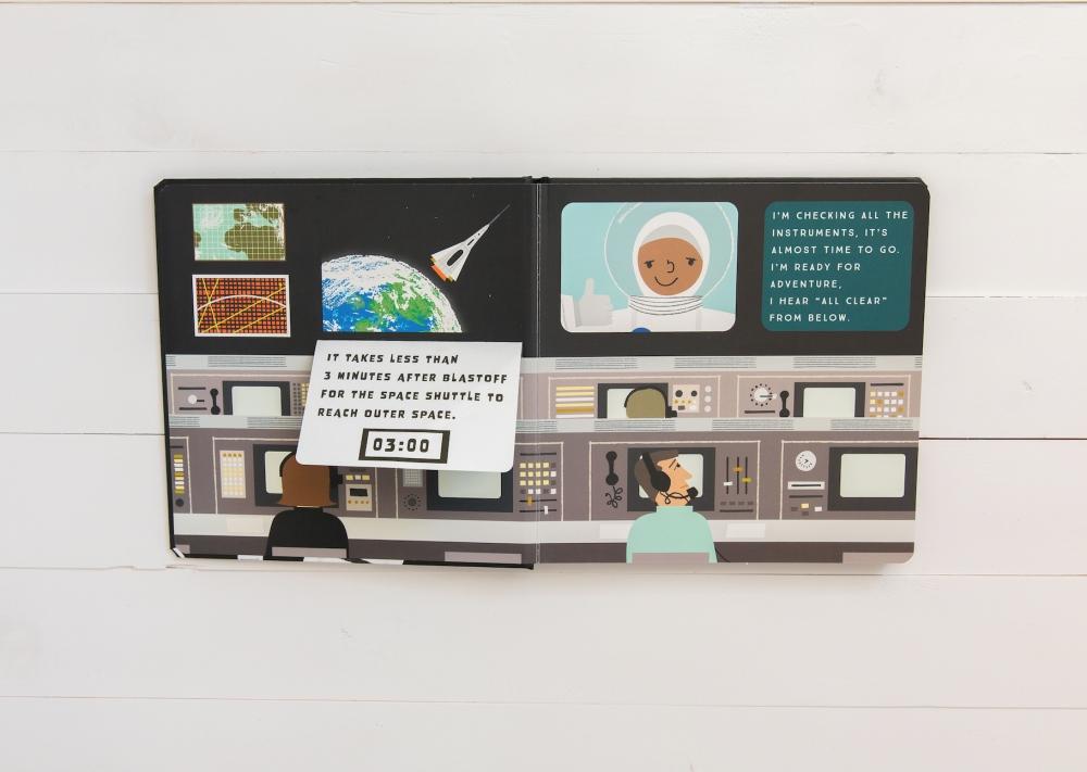 Lucy Darling Board Book - 3-2-1 Blast Off - CB010GIB