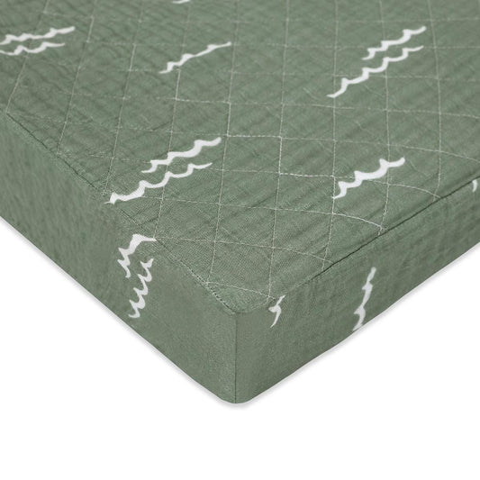 Babyletto Quilted Changing Pad Cover in GOTS Certified Organic Muslin Cotton-Ocean Waves - T27137