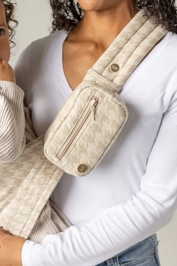 Mabē Monarch Accessory Bag - Houndstooth - ACC-01-0001