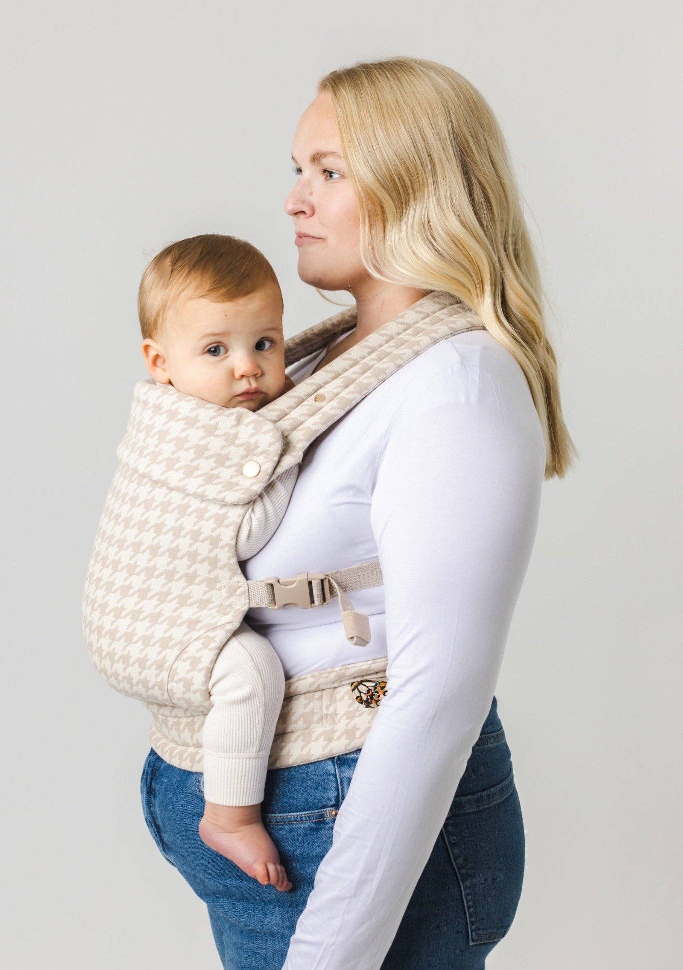 Mabē Monarch Carrier - Houndstooth - MON-00-2040