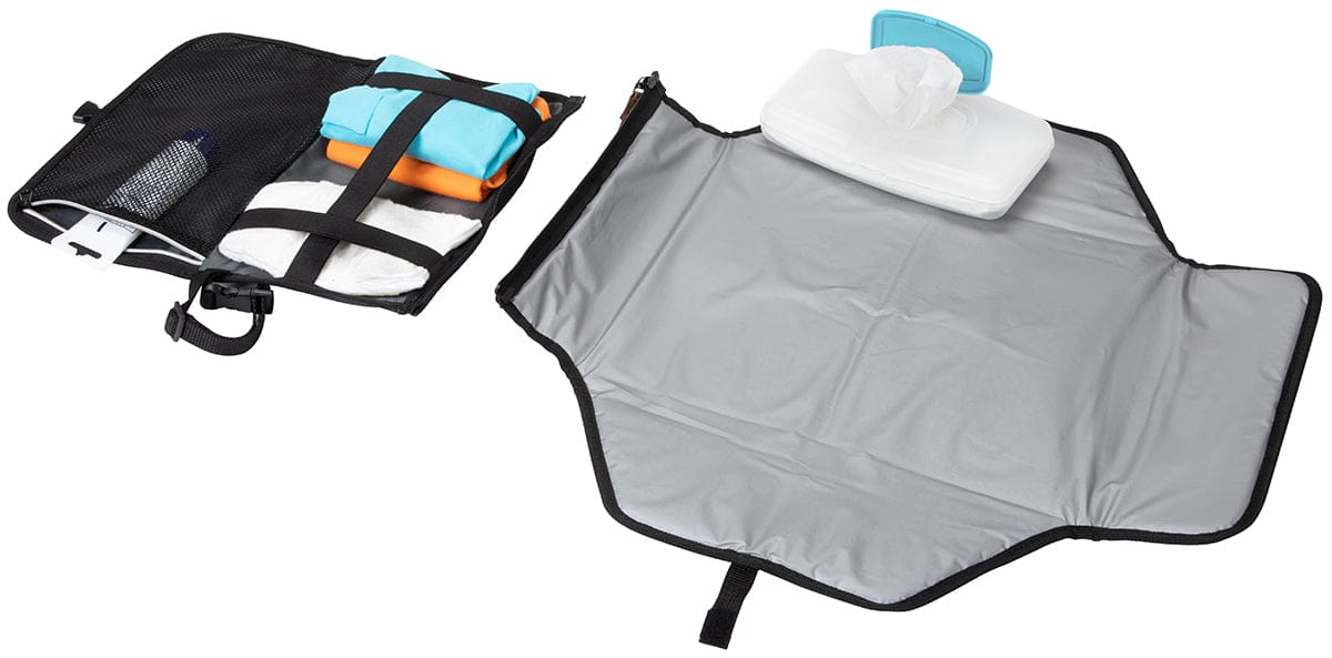 Maxi-Cosi Clutch Changing Pad - Black - TS379EMJ