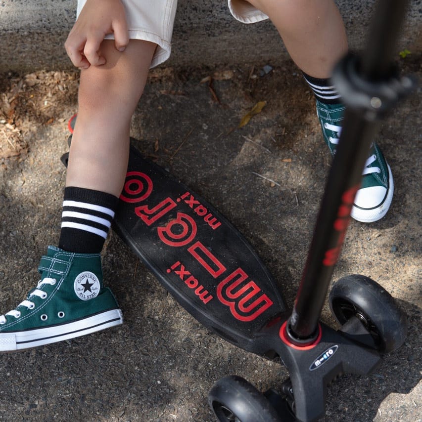 Micro Kickboard Maxi Pro LED Scooter - Black/Red