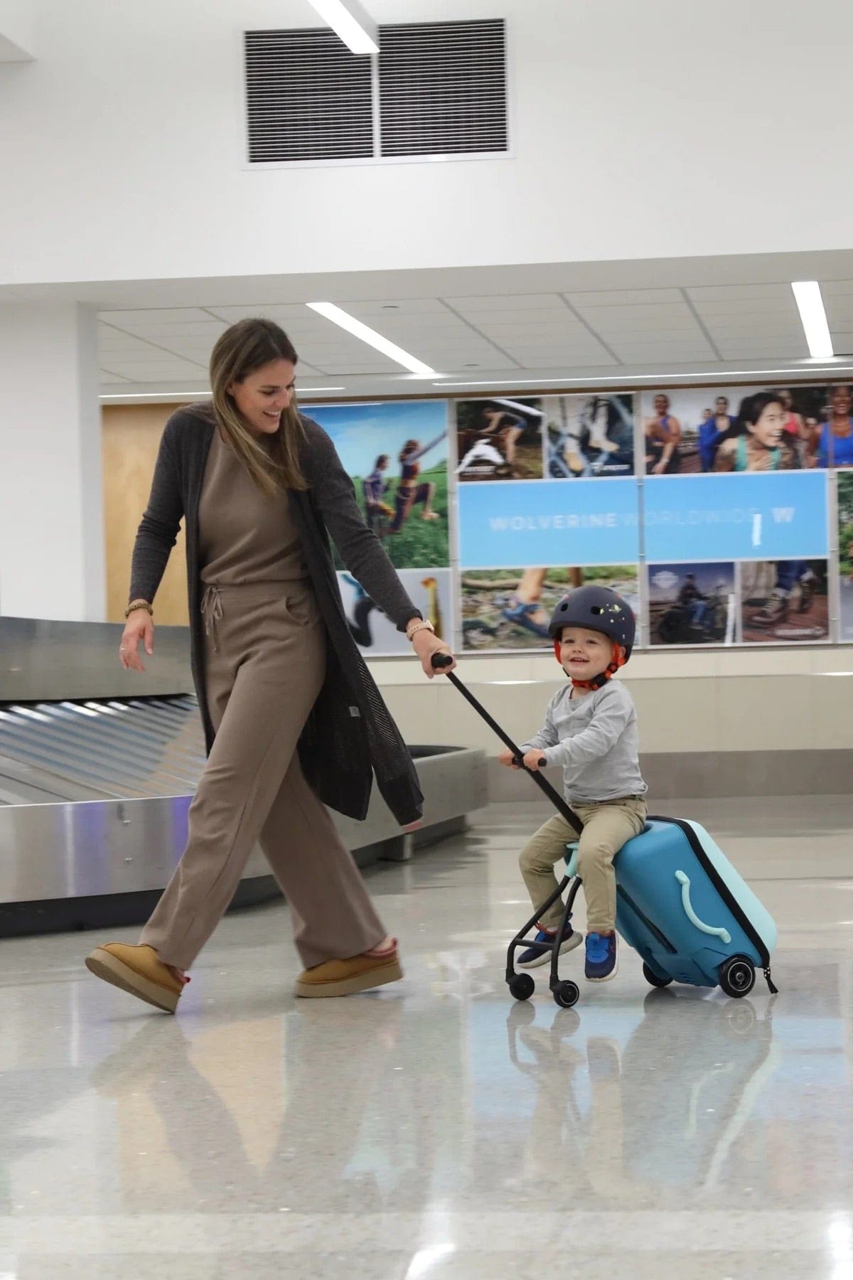 Micro Kickboard Micro Allrounder Ride-On Travel Cart - Blue - ML0041