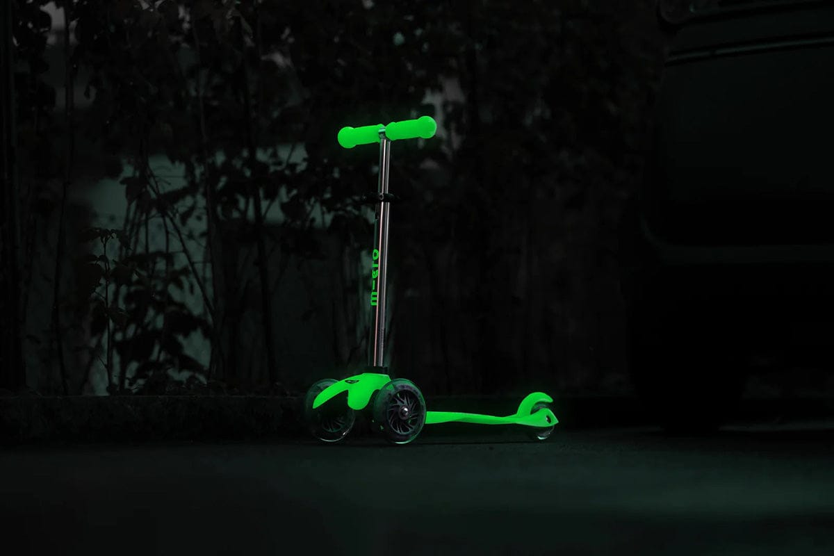 Micro Kickboard Micro Mini Glow Plus LED Scooter (2-5 years) - Icy Lime - MMD212