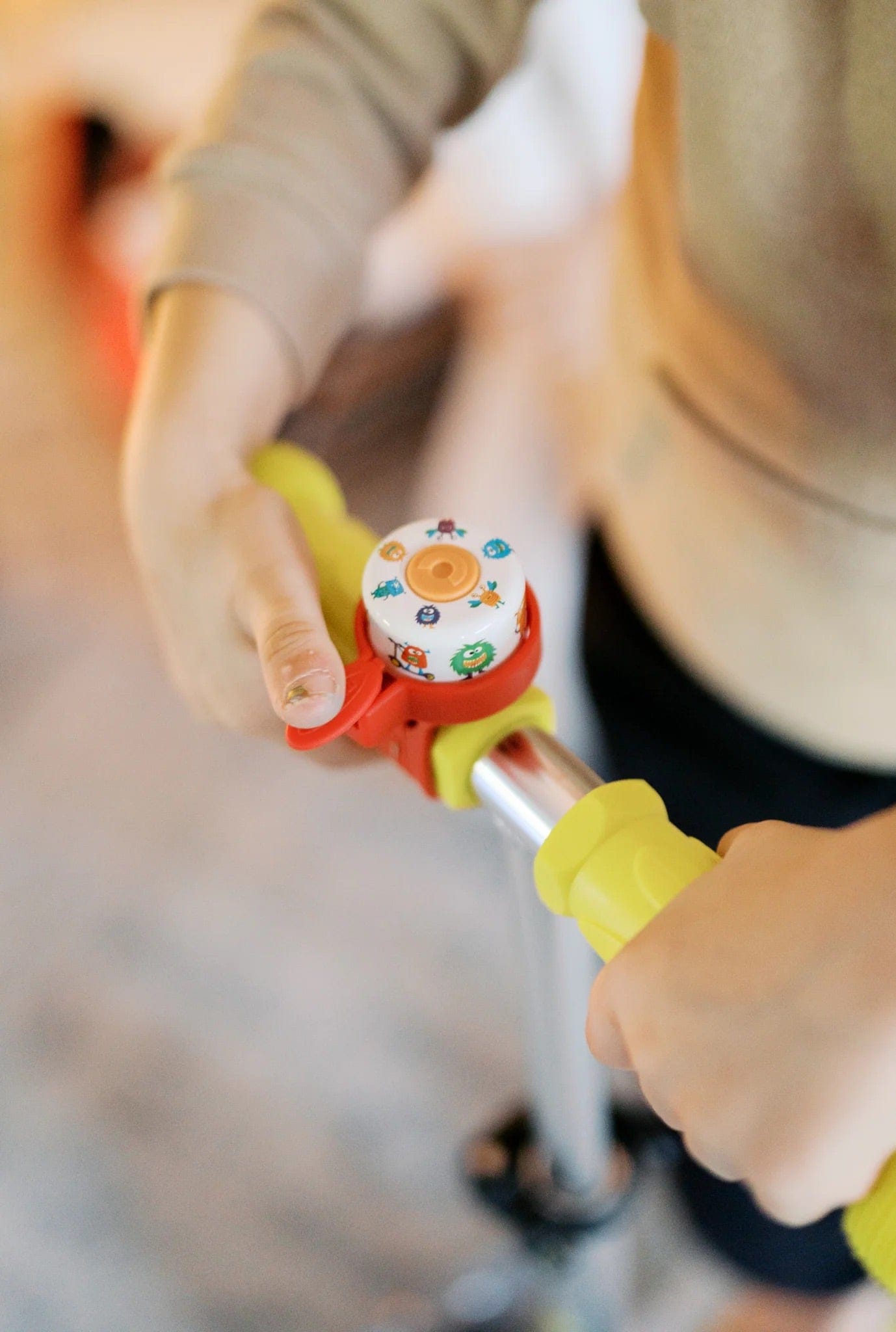 Micro Kickboard Micro Scooter Bell - Monsters - AC4657