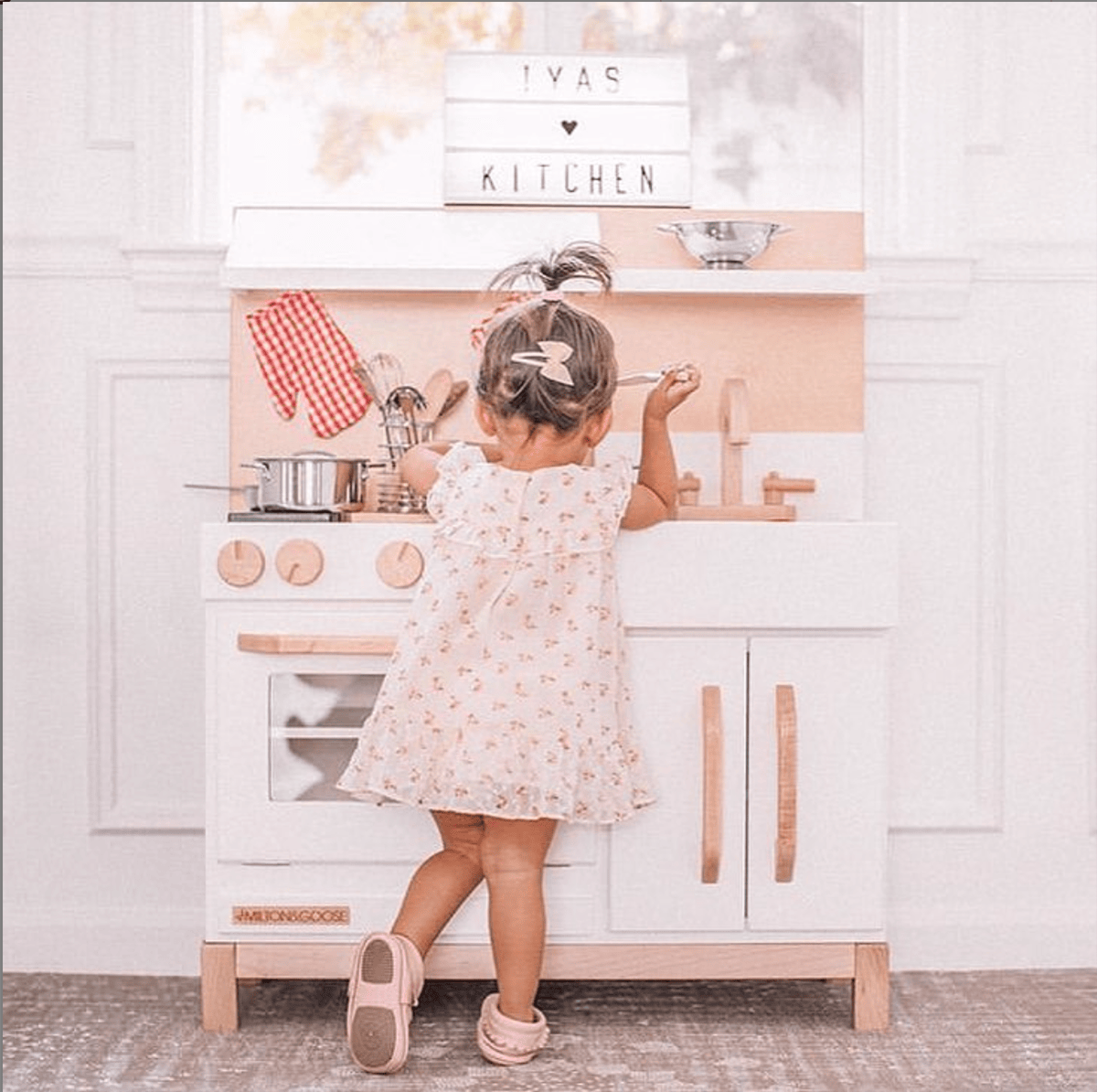 Milton & Goose Essential Play Kitchen Hood - White - KIT-HOOD-WH