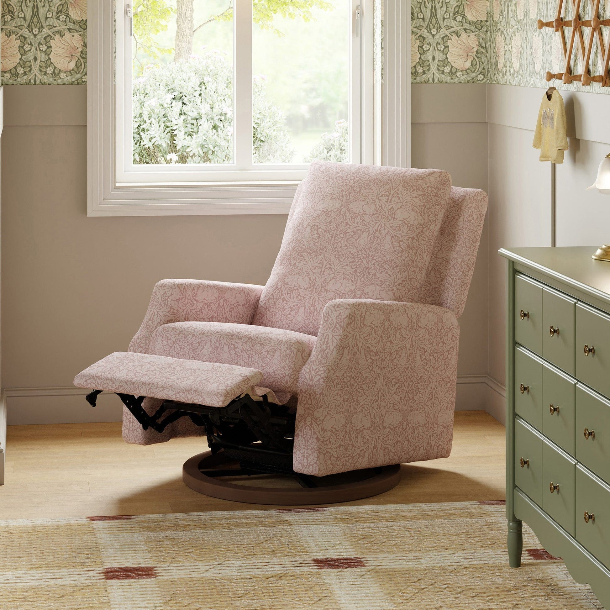 Morris & Co. x Namesake Crewe Swivel Glider Recliner - Pure Brer Rabbit in Rose - M22287PBRRDB
