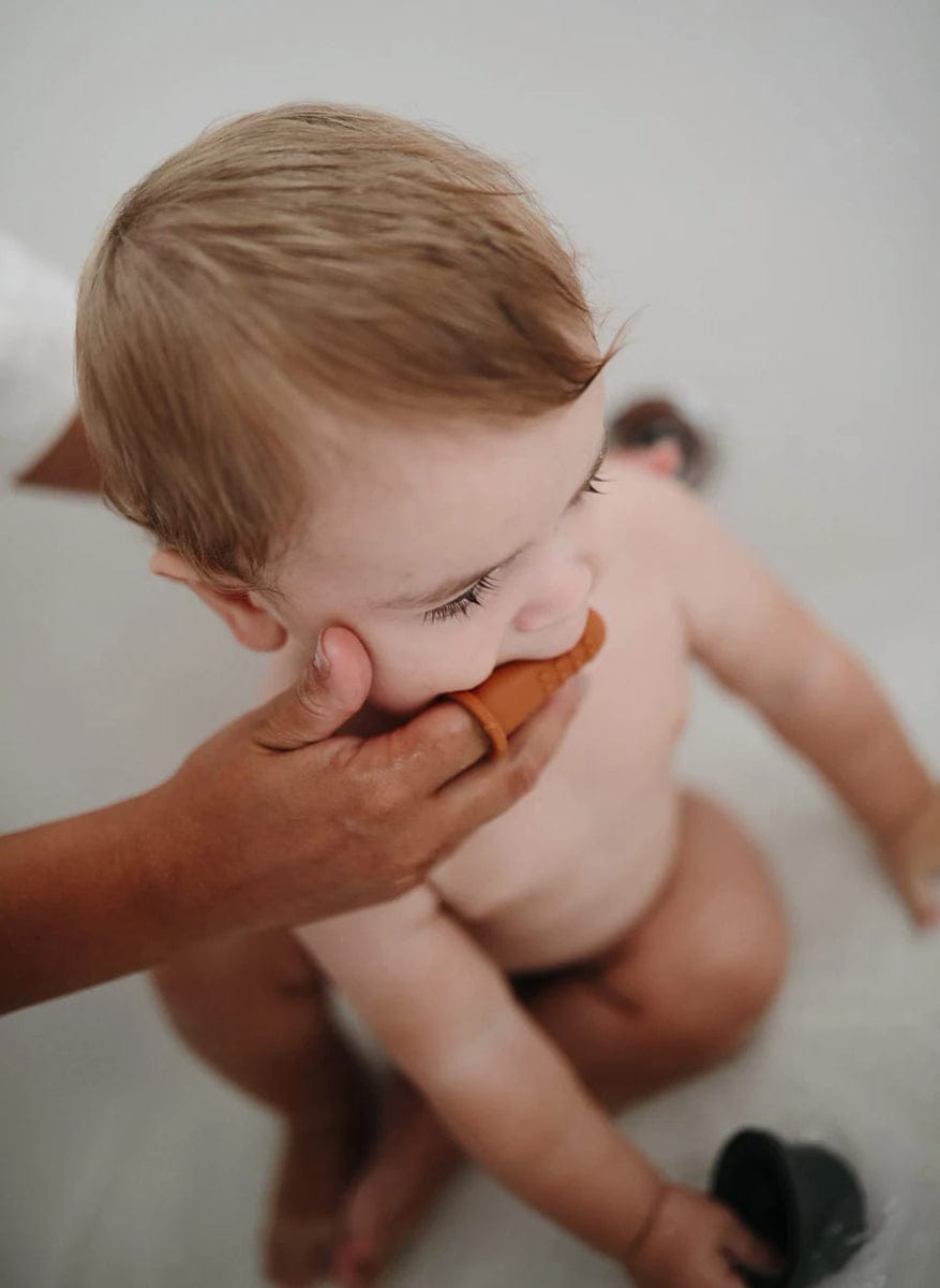 Mushie Finger Toothbrush Set - Shifting Sand / Blush - MFT-403
