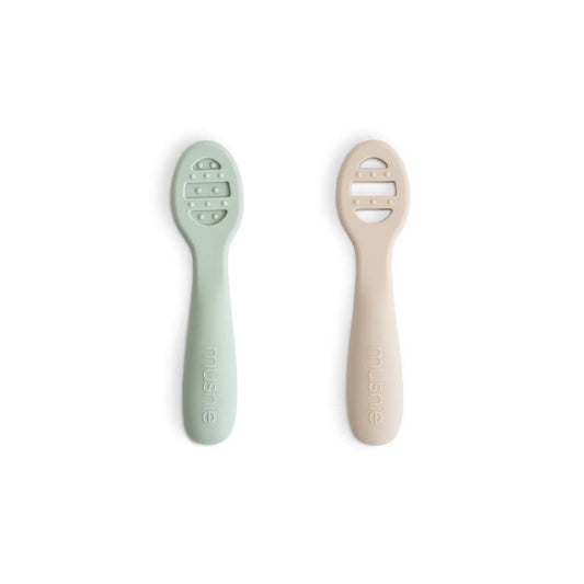 Mushie First Feeding Baby Spoons 2-Pack - Cambridge Blue / Shifting Sand - FFBS-1001