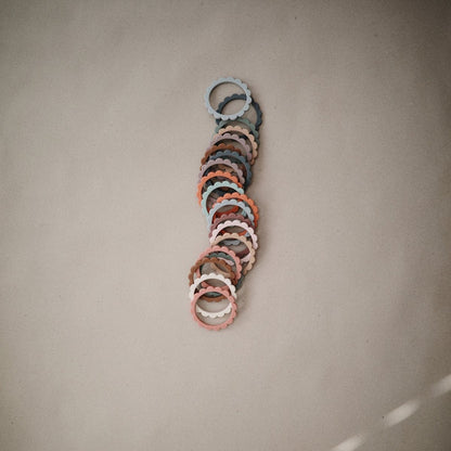 Mushie Flower Teething Bracelet 3-Pack - Steel/Dove Gray/Stone - MFB-402