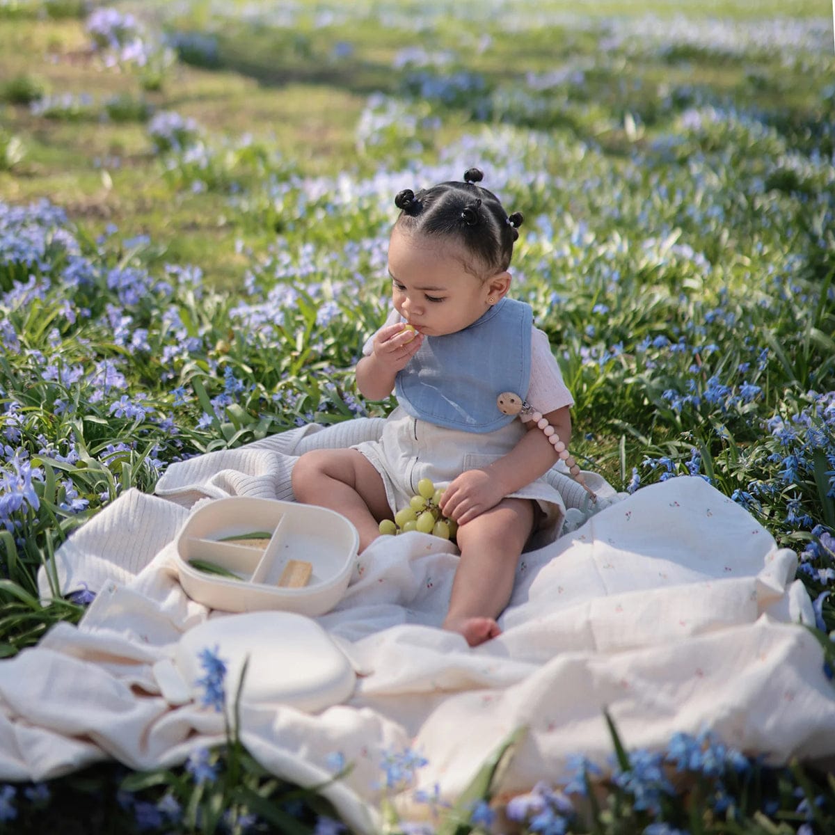 Mushie Muslin Bib, 2 Pack - Tradewinds / Baby Blue - MMB-1003