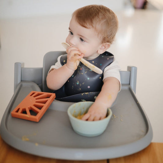 Mushie Silicone Feeding Spoon - Cambridge Blue / Shifting Sand - MSS-203