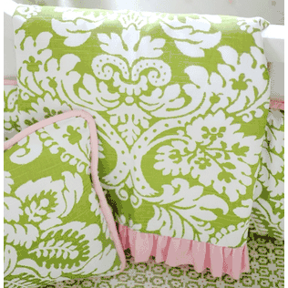 New Arrivals Bloom in Apple Blanket