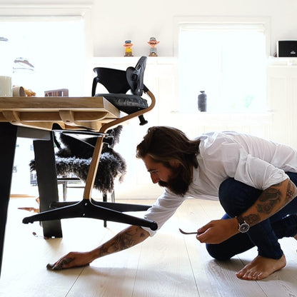 Nomi Highchair - Navy  /  Natural Oak - 18-2101087