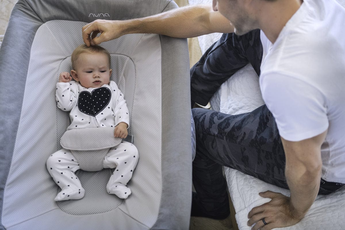 Nuna COVE Aire Playard - Champagne - TC11201CHP