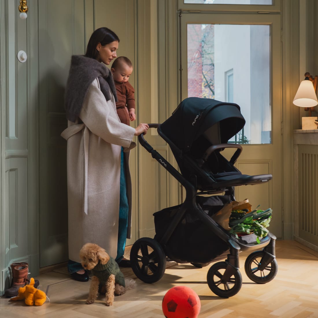 Nuna DEMI icon Stroller + PIPA aire Infant Car Seat Travel System - Caviar - ST22901CCR-CF18500CCR
