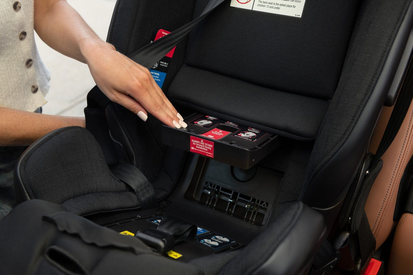 Nuna EXEC Next All-In-One Convertible Car Seat - Caviar / Chocolate - CS20500CCR