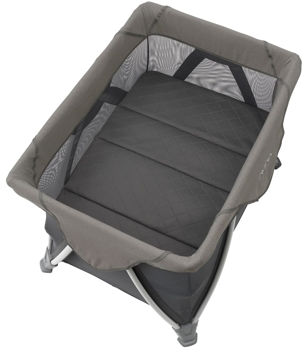 Nuna Sena Aire Playard - Granite - TC04512GRN