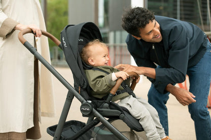 Nuna SWIV Lightweight Stroller - Caviar / Chocolate - ST18601CCR
