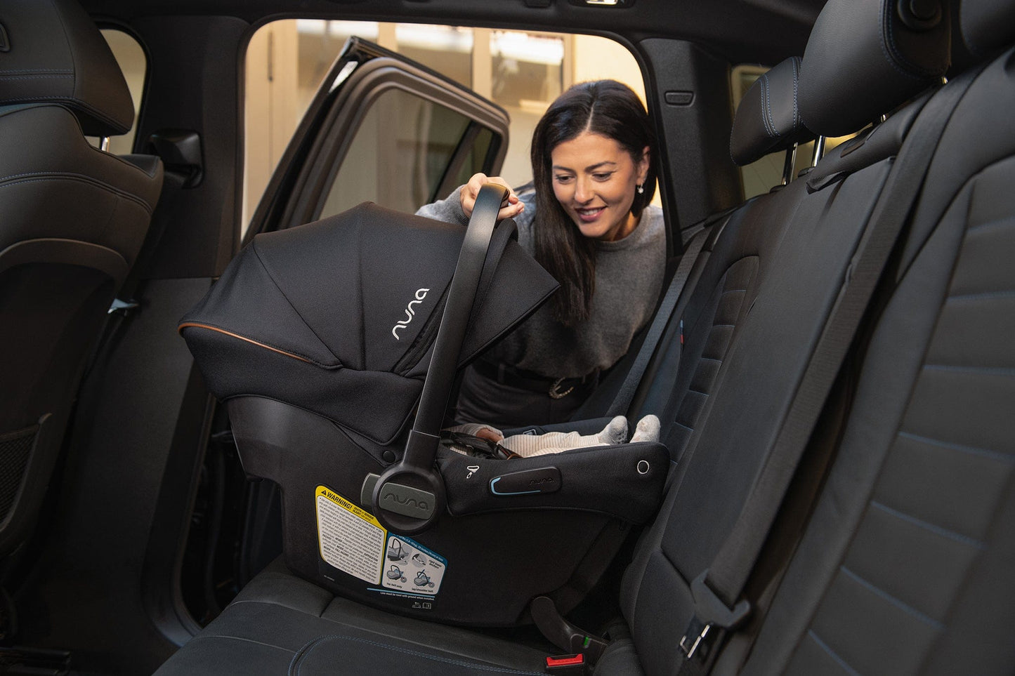 Nuna TRVL LX + PIPA urbn Travel System - Granite - TS18115602GRN