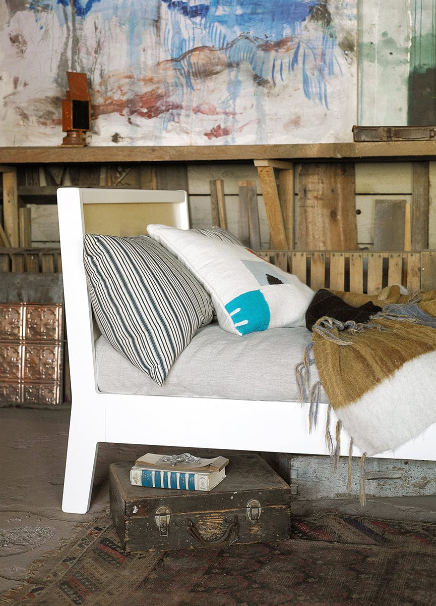 Oeuf Sparrow Twin Bed - White/Birch - 3SPTW01
