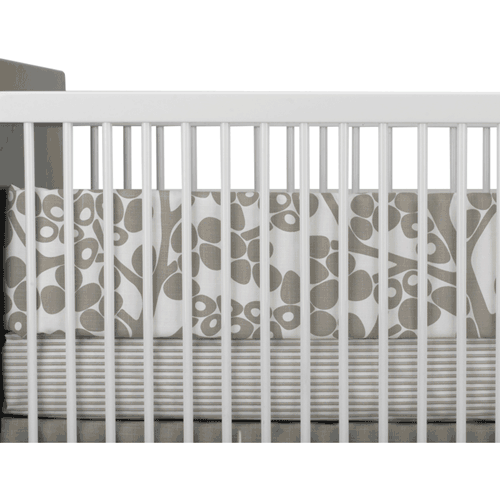 Oilo Modern Berries Bumper in Taupe - BERB-T