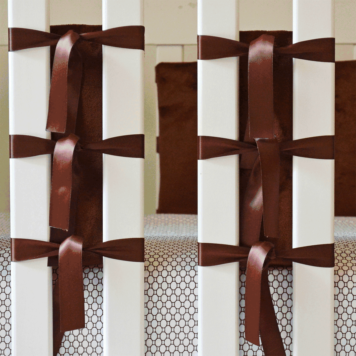 Oliver B Ventilated Slat 20 Pack Bumpers in Espresso Minky and Satin Espresso Ties - OBN0113M