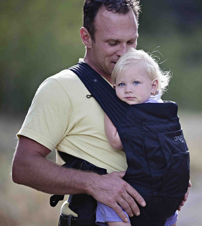 Onya Baby Outback Infant-to-Toddler Bundle - Jet Black - ITB-OB-3230