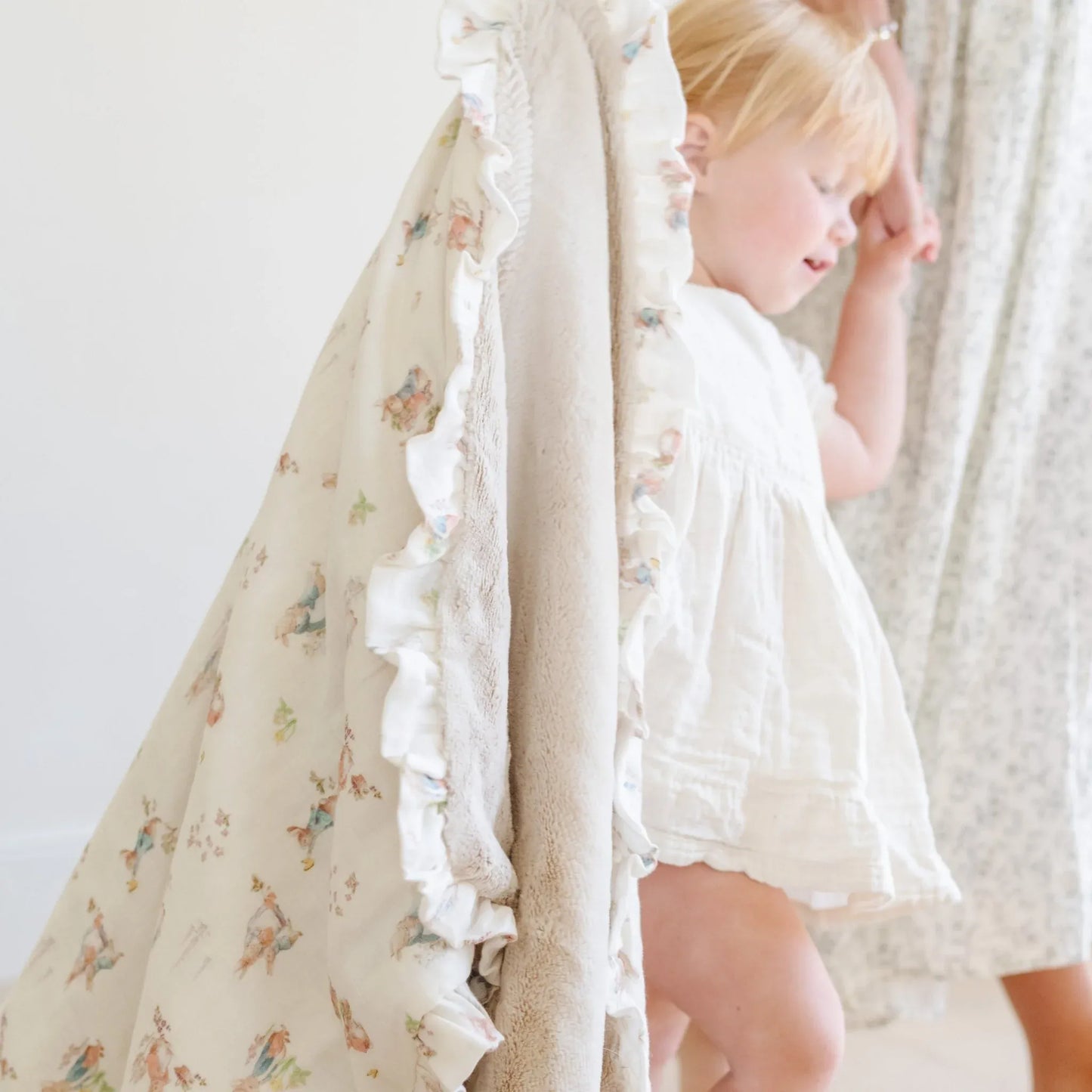 Saranoni Peter Rabbit Muslin Lush Blanket - Girl