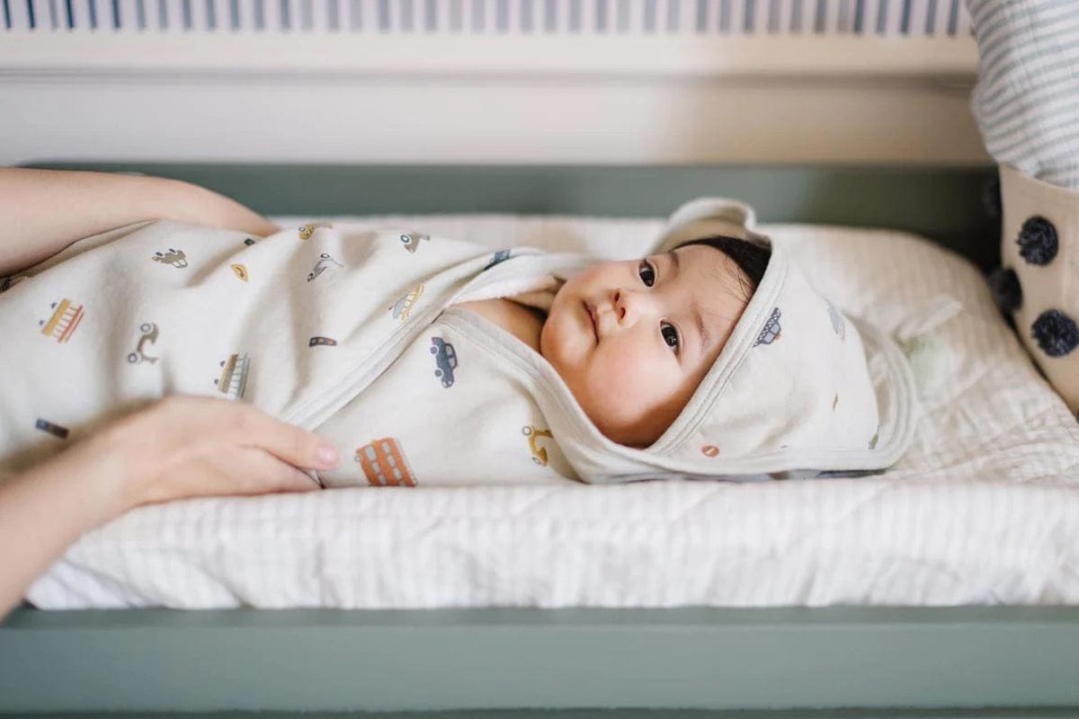 Petit Pehr Hooded Towel - Rush Hour - E1002186