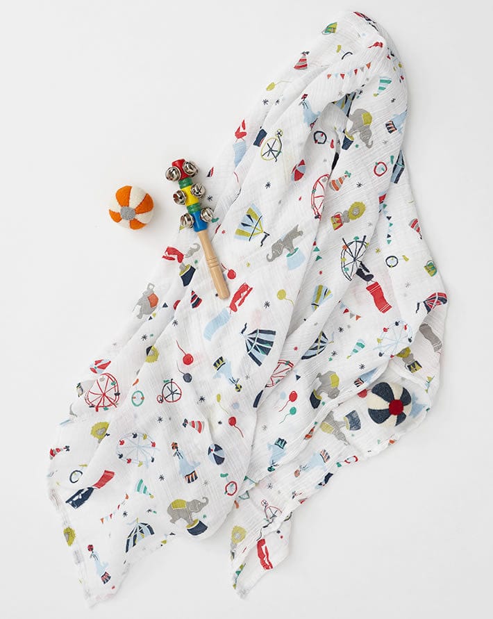 Petit Pehr Wrap Me Up Swaddle - Big Top - BTSW