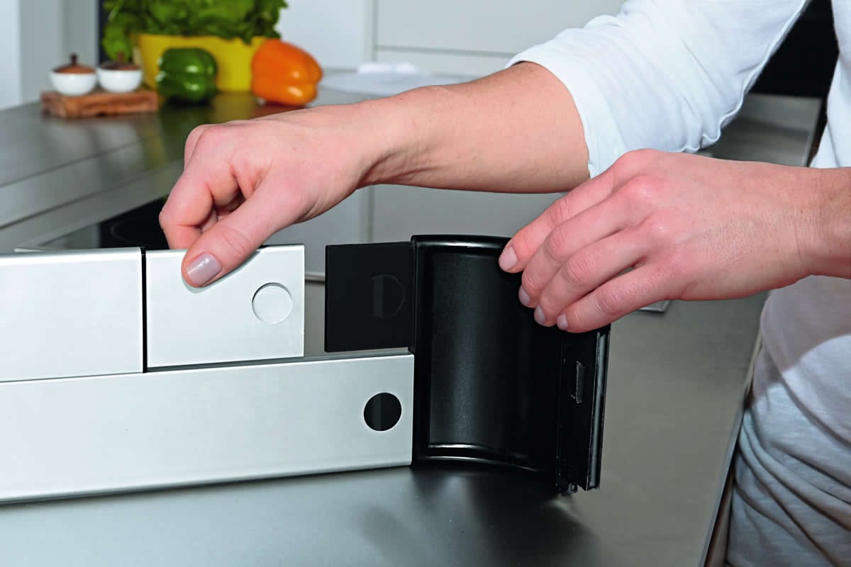 Qdos Adhesive Stove Guard - 17-11007