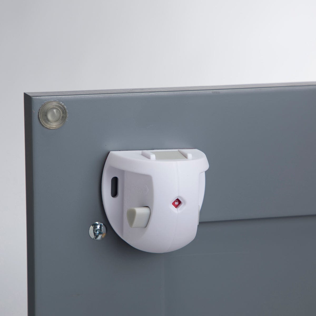 Safety 1st Adhesive Magnetic Lock System - 8 Locks and 2 Keys - hs2940601