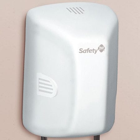 Safety 1st Outlet Cover with Cord Shortener - 48308