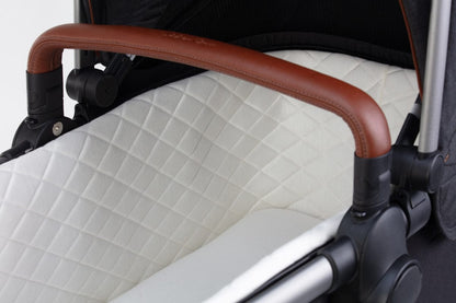 Silver Cross 2021 / 2022 Wave Bassinet -Charcoal - SX2172-CAUS
