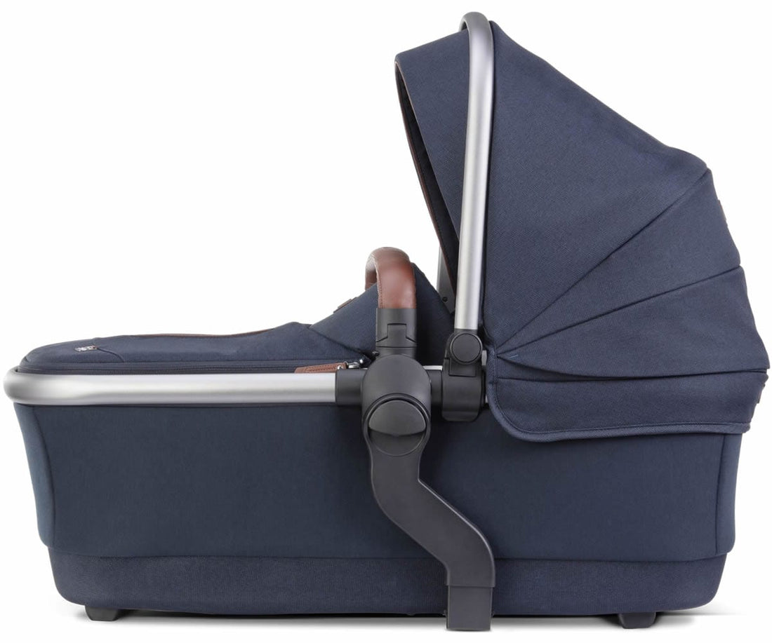 Silver Cross 2021 / 2022 Wave Bassinet - Indigo - SX2172-IGUS