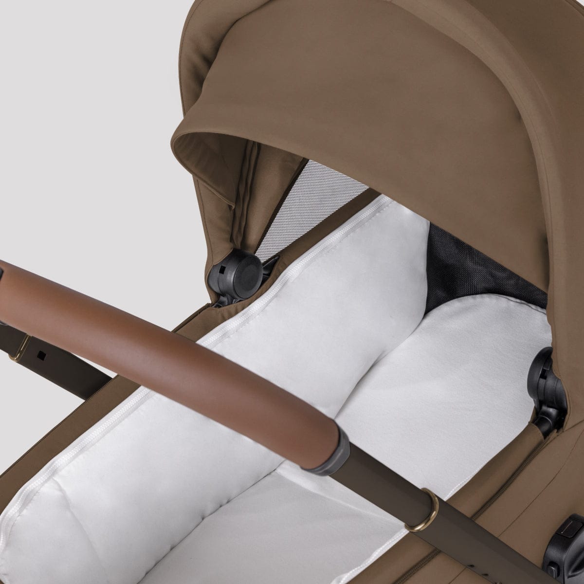 Silver Cross Breez Modular Stroller + Bassinet Bundle - Maple - SX2349-MPUC-SX2350-MPUC