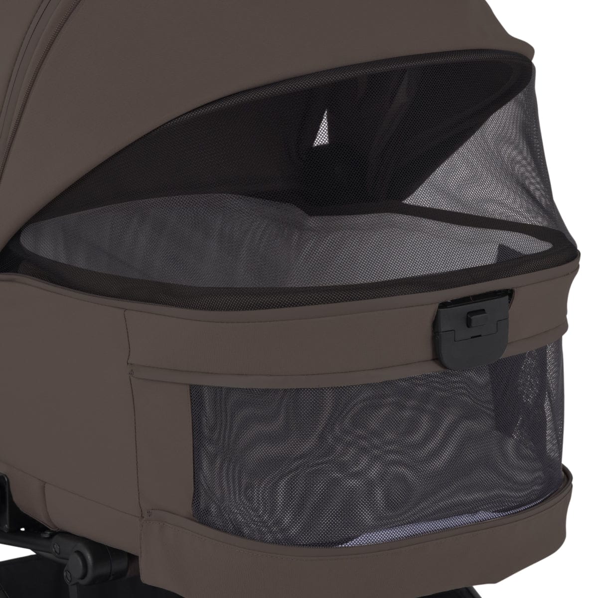 Silver Cross Nia Compact Bassinet - Chocolate - SX2348-CTUS
