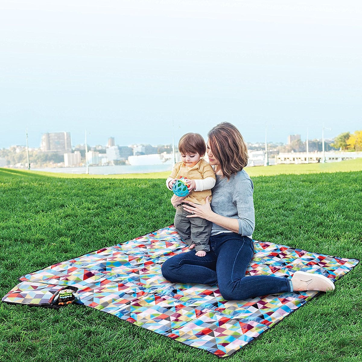 Skip Hop Central Park Outdoor Blanket - Prism - 275008