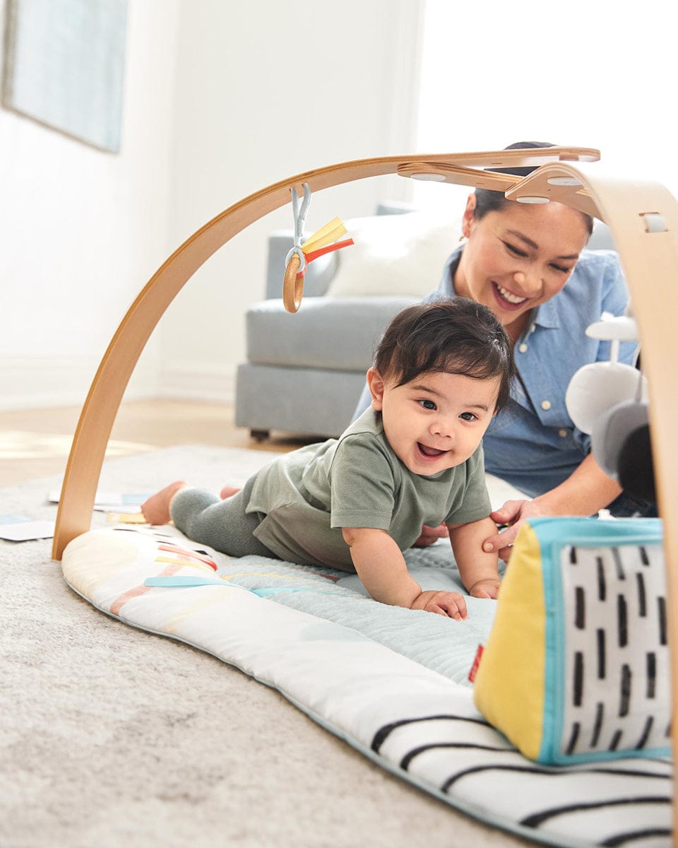 Skip Hop Discoverosity Montessori-Inspired Play Gym - 9O290810