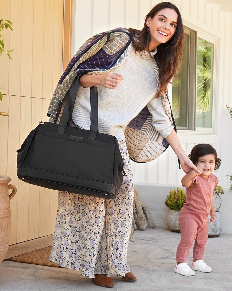 Skip Hop Endless Weekender Diaper Bag - Black - 9O260510