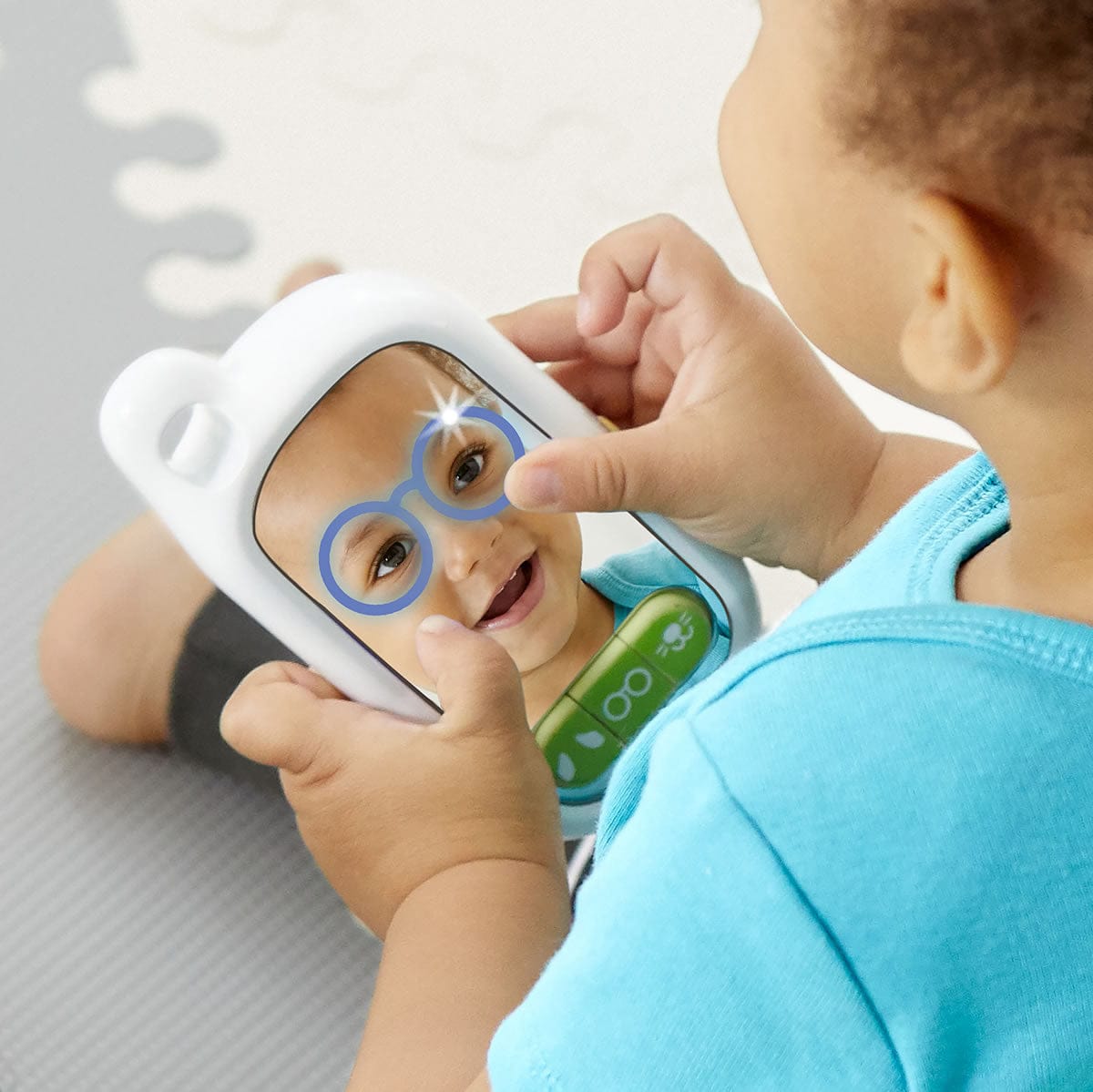 Skip Hop Explore & More Selfie Phone - 185650