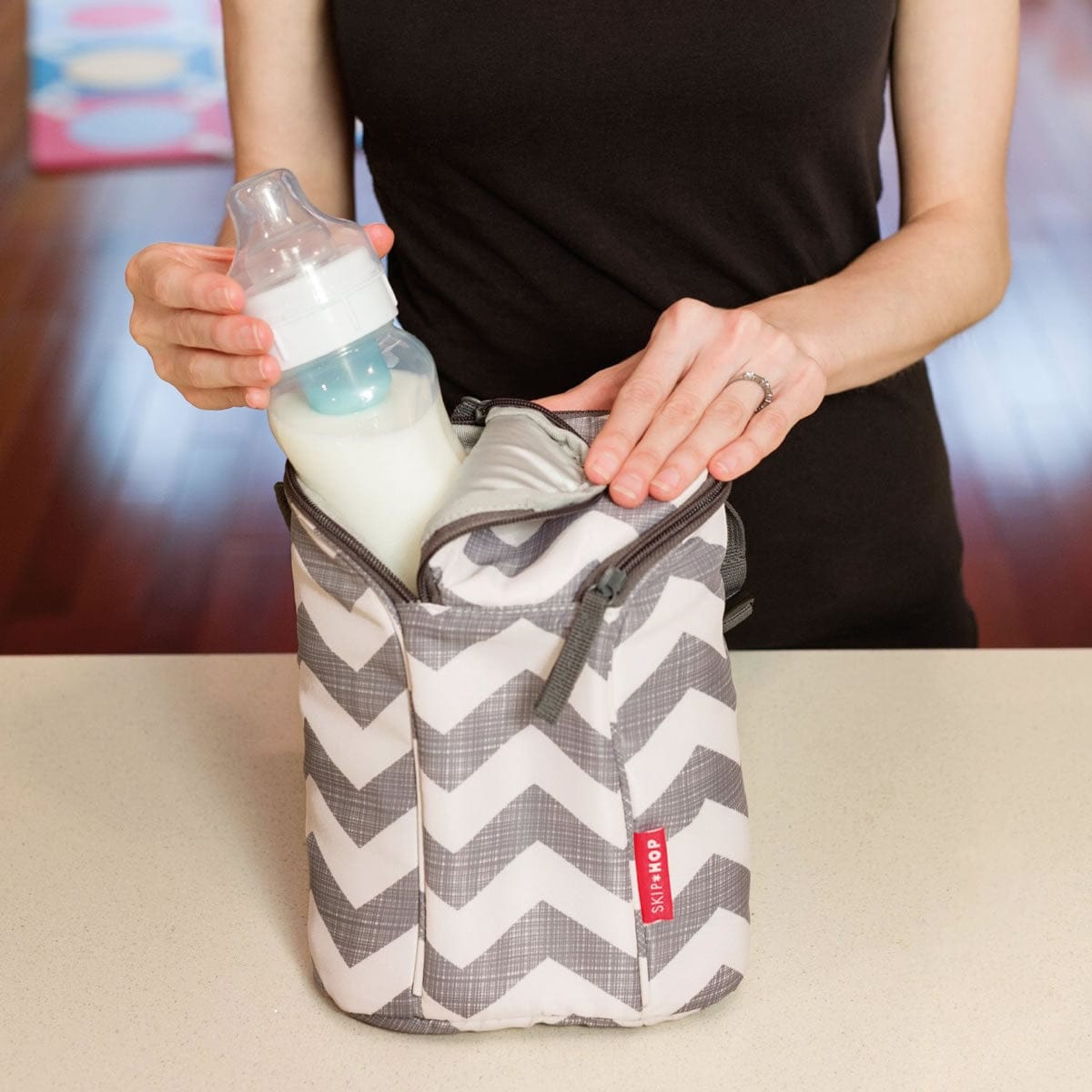 Skip Hop Grab & Go Double Bottle Bag - Chevron