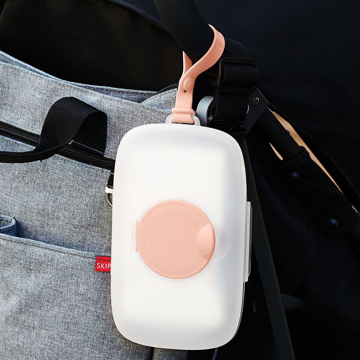 Skip Hop Grab & Go Snug Seal Wipes Case - Blush