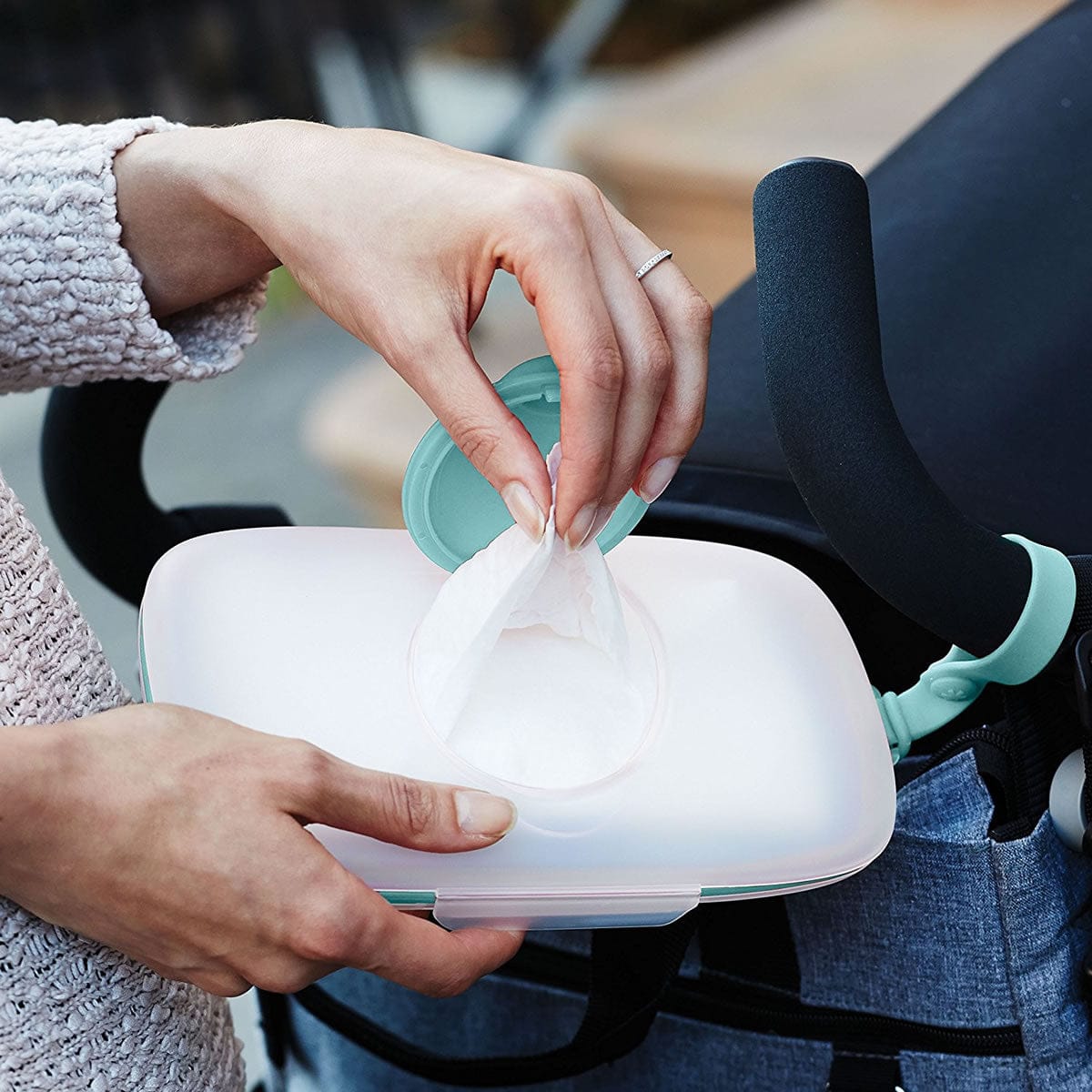 Skip Hop Grab & Go Snug Seal Wipes Case - Light Teal