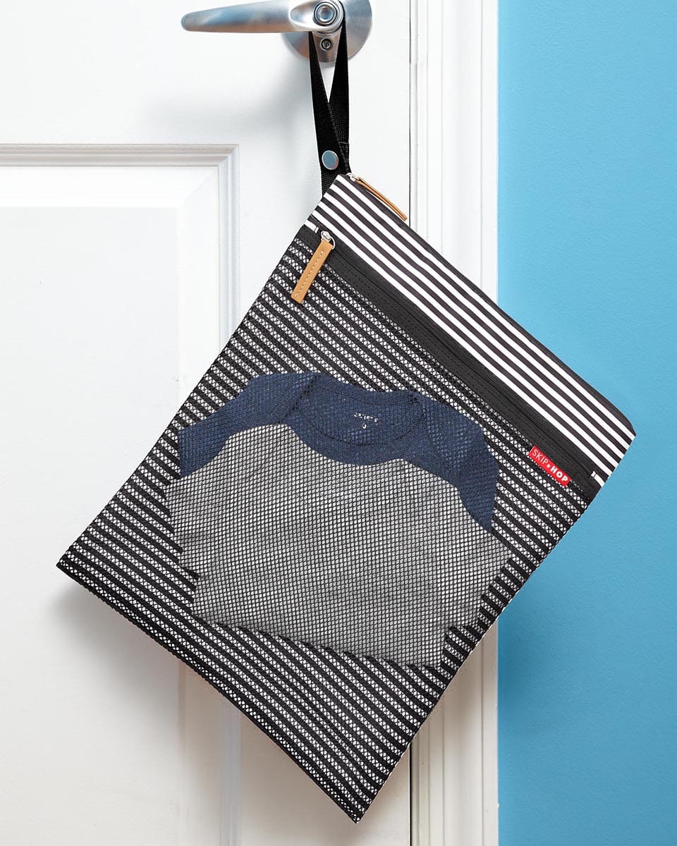 Skip Hop Grab & Go Wet/Dry BagÊ- Black/White Stripe - 205017