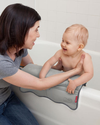 Skip Hop Moby Bathtub Elbow Rest - Grey - 235054
