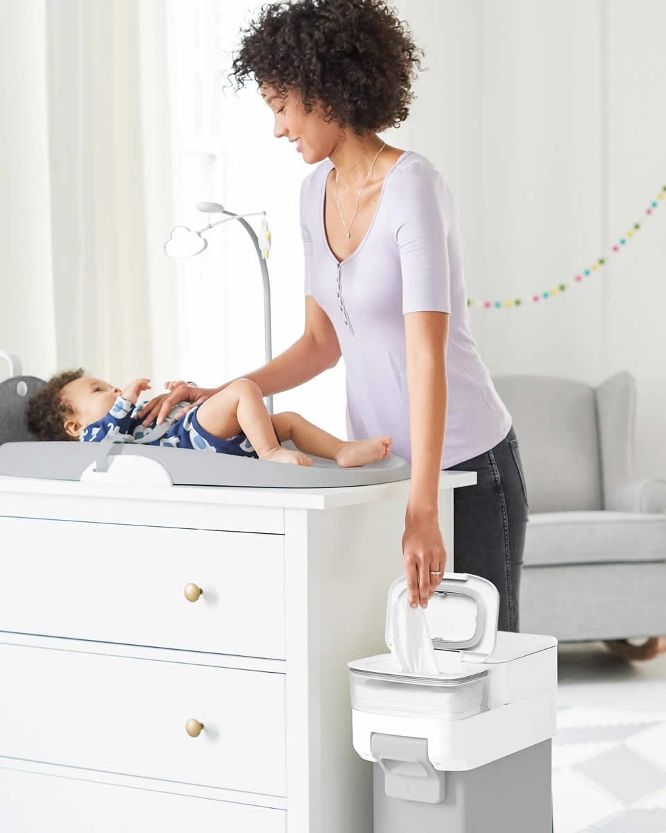 Skip Hop Nursery Style Wipes Holder - White - 234155