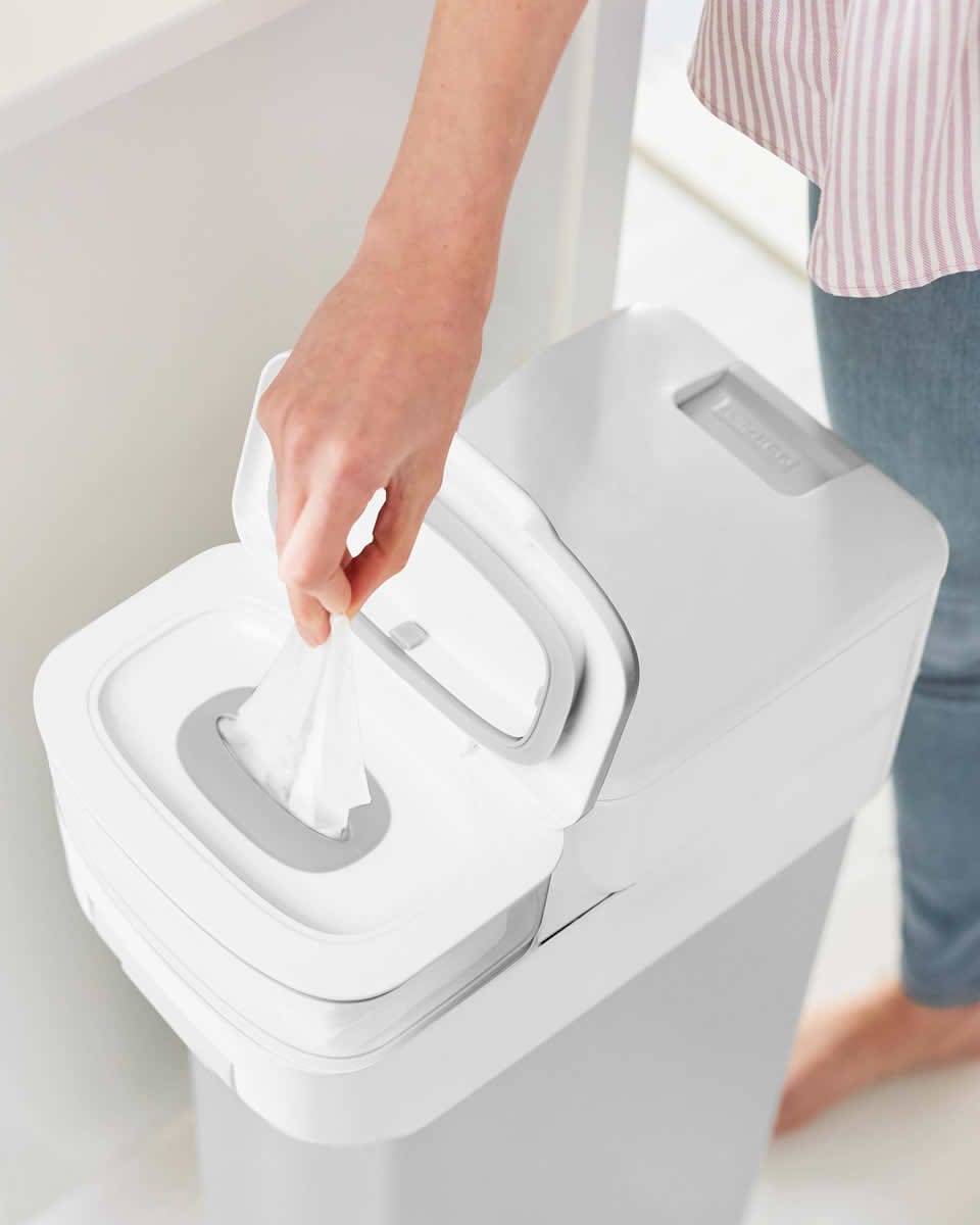 Skip Hop Nursery Style Wipes Holder - White - 234155