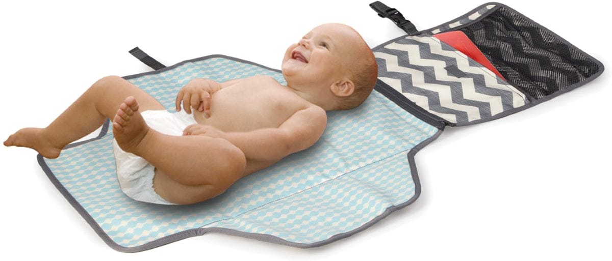 Skip Hop Pronto Changing Station - Chevron - 202204